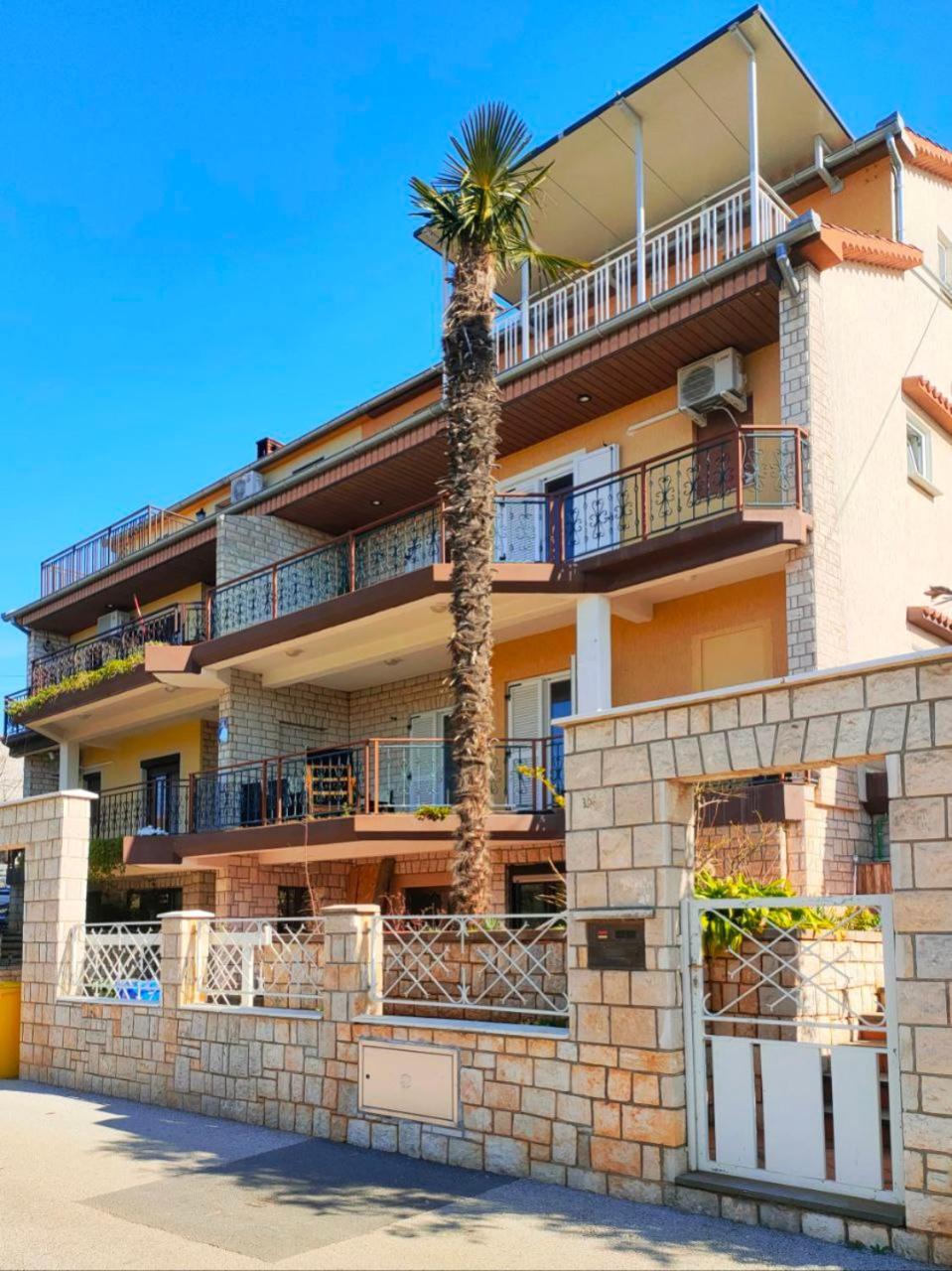 Skajla Apartments Медулин Экстерьер фото